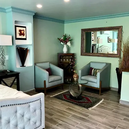 Room In Guest Room - Private Suite With Garden, Swimming Pool, And Ocean Views-2