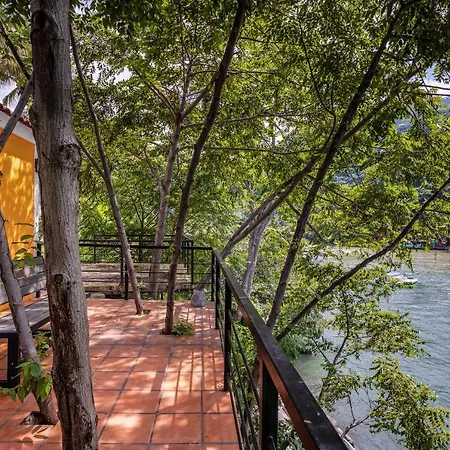 Room In Cabin - Casita Armonia 1, Ocean Front Cottage-2
