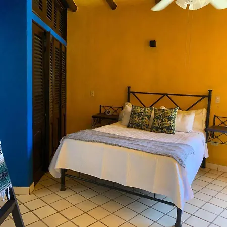 Villa Oasis-Azul Room-2